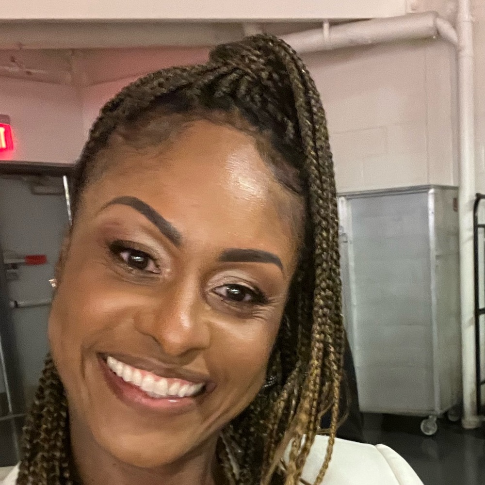 Meet your Posher, Ayodele